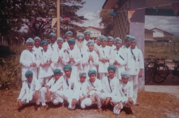 Baba Bhondhu and his students. - Undated photo