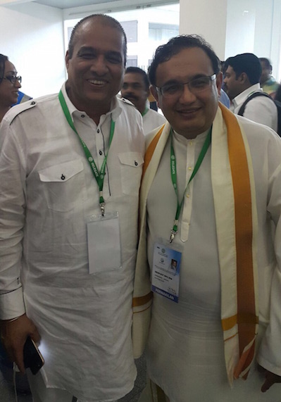 Former senator Daljit SIngh (left) and Senator Jaspal won positions in the MIC party elections.