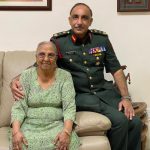 Brig-Gen Inderjit Singh with mother Jaswant Kaur