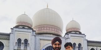 Simret Singh and son Gurgaavan Singh capturing the Chevening moment at the Palace of Justice in Putrajaya, Malaysia