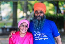 Cancer survivors passing on the love