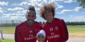 Arsenal stars meet a Sikh girl. What’s the story here?