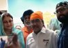 Johari marks Vaisakhi with visits to Tatt Khalsa, Kampung Pandan gurdwaras