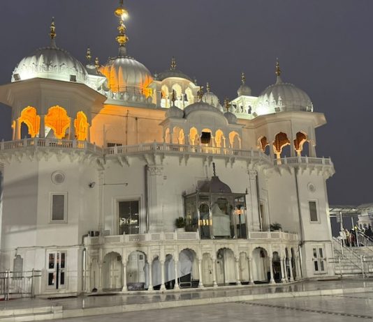 Takhat Sri Keshgarh Sahib - Photo: Daljit Singh Khalsa