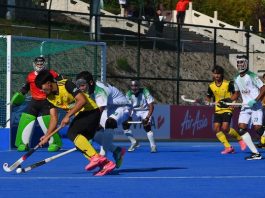 Malaysia fall 5-2 as Pakistan storm into semi-finals